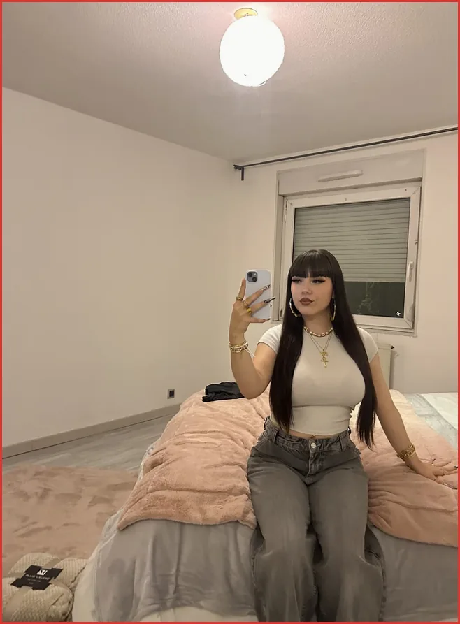 Gratuit OnlyFans Alicia - Saint-Malo, Bretagne