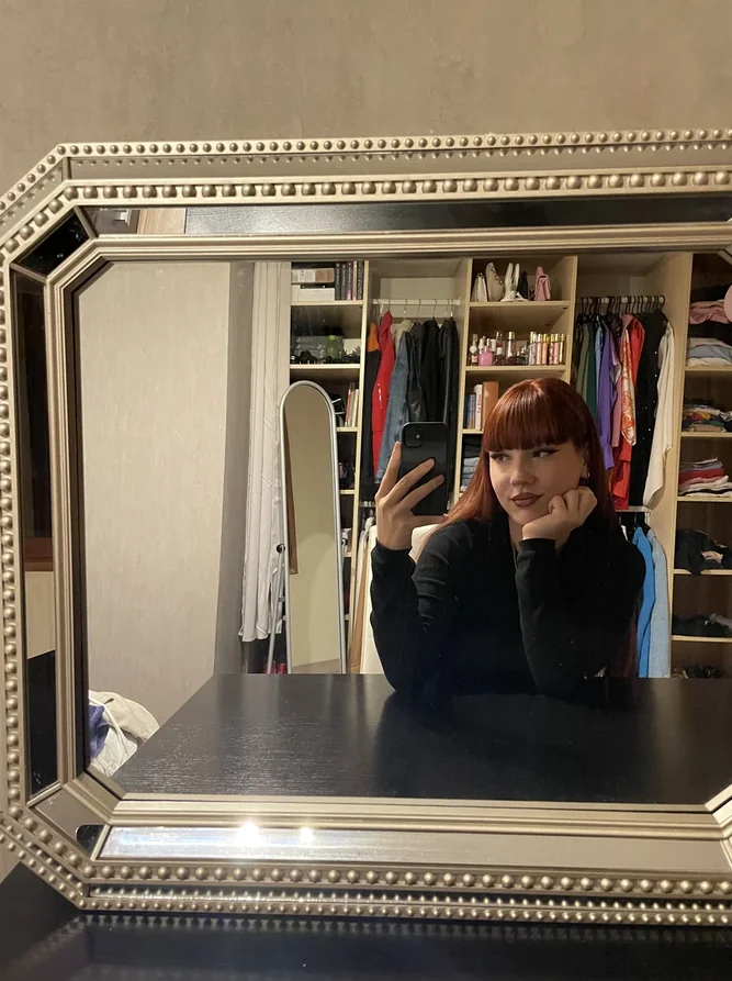 Gratuit OnlyFans Alicia - Dampierre-en-Yvelines, Île-de-France