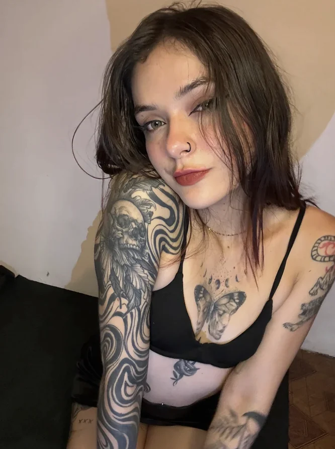 Élodie, top Gratuit OnlyFans modèles - Flagy