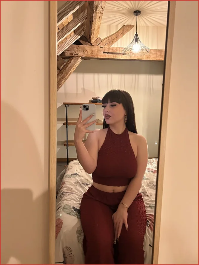 Alicia Meilleurs Gratuit OnlyFans La Genevraye