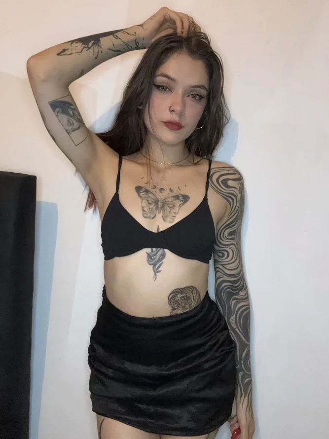 Top OnlyFans Élodie - Rampillon, Île-de-France