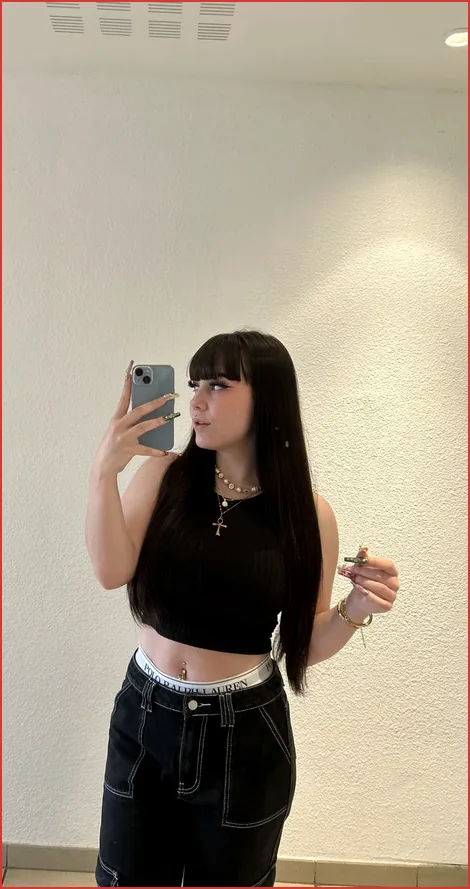 Gratuit OnlyFans Alicia - Roinville, Île-de-France