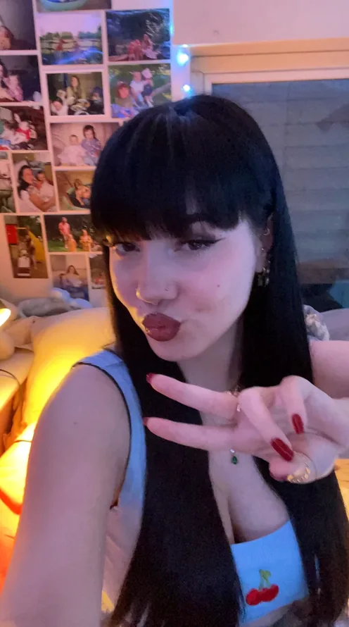 Top OnlyFans Alicia - Saint-Cyr-sur-Morin, Île-de-France