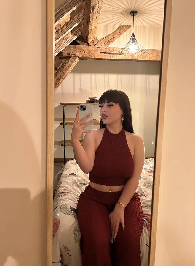 Alicia, top Gratuit OnlyFans modèles - Saint-Rémy-la-Vanne