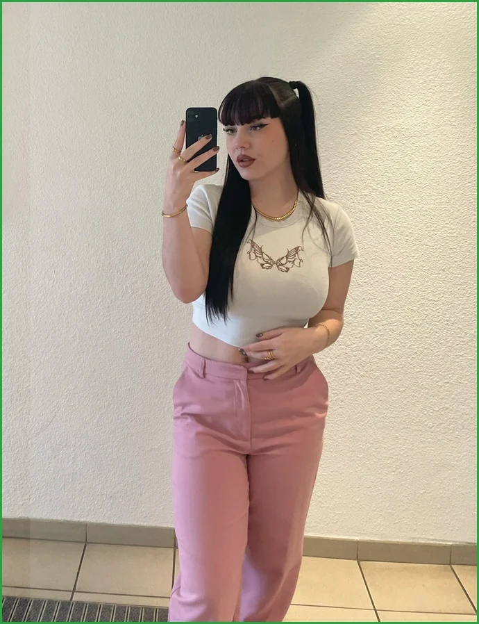 Gratuit OnlyFans Alicia - Vieux-Champagne, Île-de-France
