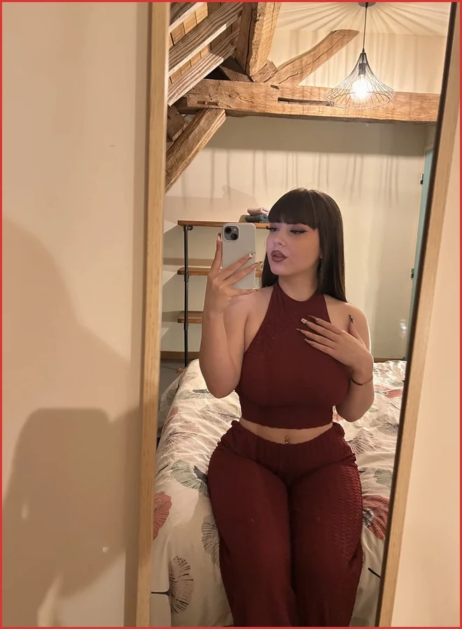 Alicia, top Gratuit OnlyFans modèles - Saintes